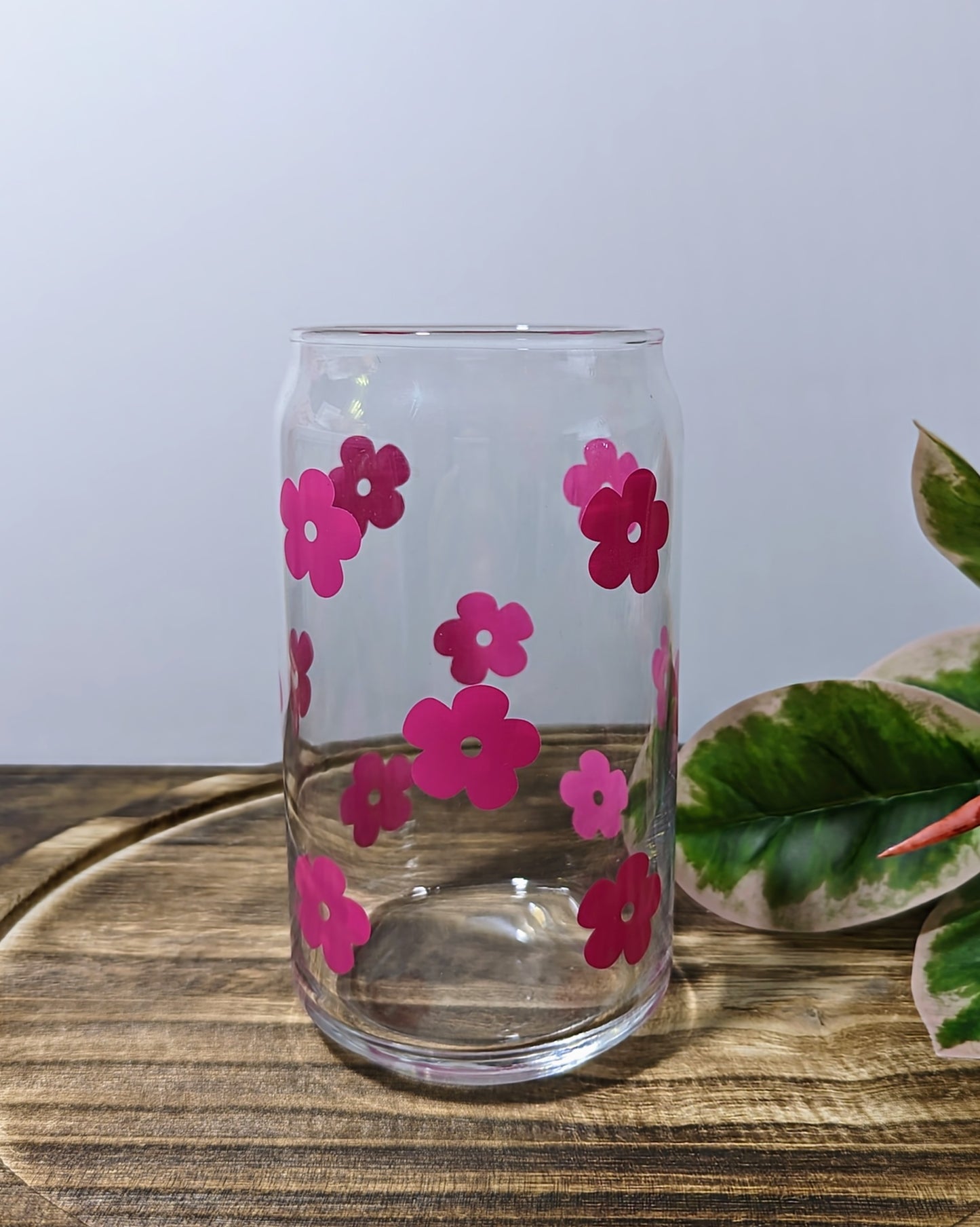Pink Retro Flower 16 oz Can Glass Cup (Dishwasher Safe)