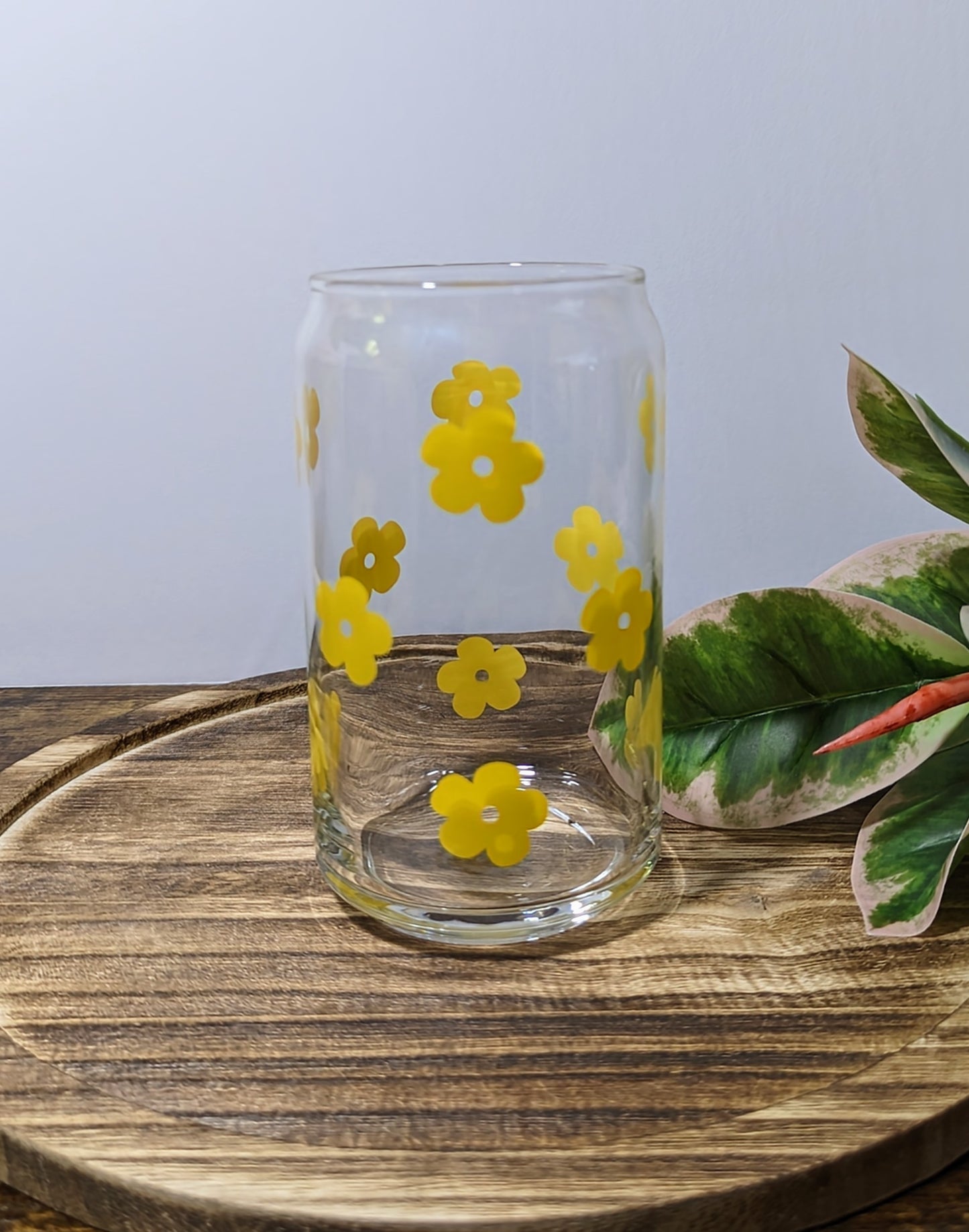 Yellow Retro Flower 16 oz Can Glass Cup (Dishwasher Safe)